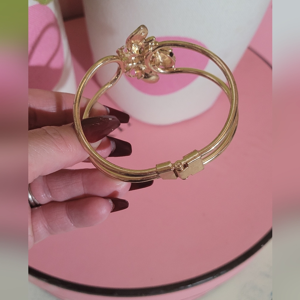 New Gold Bee Statement Braclet - image 4